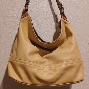 Coach Cream & Brown Leather Shoulder Bucket Bag F11991 Signature C Inside Fabric